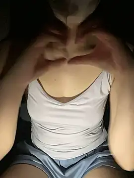 Snapshot of n_n_mao chatting on 10/12/25, 02:27 n n mao online show from 10/12/25, 02:27