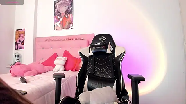 Snapshot of little_jade chatting on 10/30/25, 08:09 little jade online show from 10/30/25, 08:09