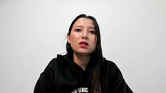 cami-01 online show from 11/24/25, 02:39