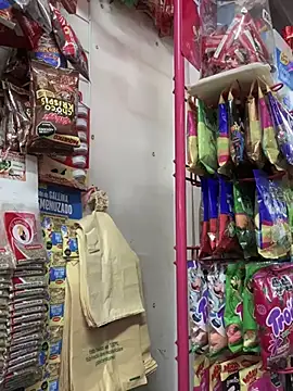 Snapshot of Sol_biglips chatting on 12/29/24, 03:35 Sol biglips online show from 12/29/24, 03:35