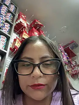 Snapshot of Sol_biglips chatting on 01/08/25, 02:03 Sol biglips online show from 01/08/25, 02:03