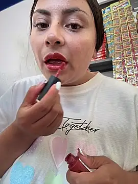 Snapshot of Sol_biglips chatting on 09/16/25, 06:09 Sol biglips online show from 09/16/25, 06:09