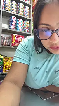 Snapshot of Sol_biglips chatting on 11/25/25, 11:27 Sol biglips online show from 11/25/25, 11:27