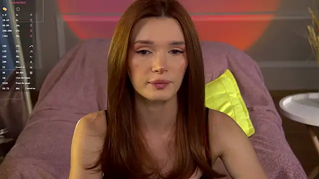 Snapshot of Eva_Golden chatting on 07/13/26, 04:21 Eva Golden online show from 07/13/26, 04:21