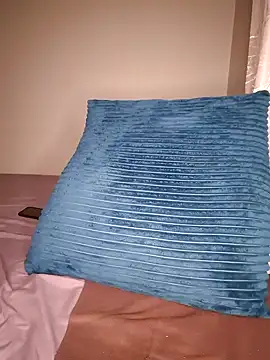 Snapshot of playgirlmc chatting on 01/29/25, 12:22 playgirlmc online show from 01/29/25, 12:22