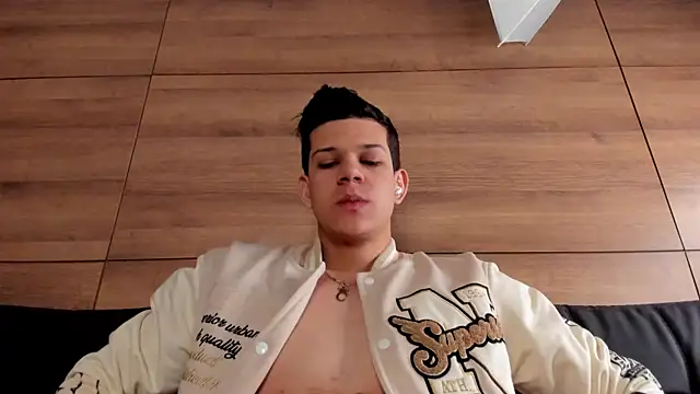 Snapshot of MarcoSullivan chatting on 01/11/25, 02:36 MarcoSullivan online show from 01/11/25, 02:36