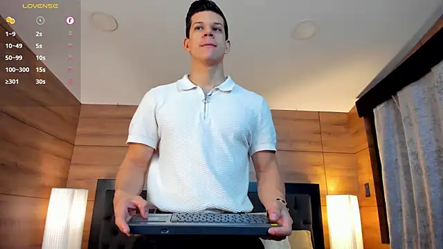 Snapshot of MarcoSullivan chatting on 01/19/25, 10:39 MarcoSullivan online show from 01/19/25, 10:39