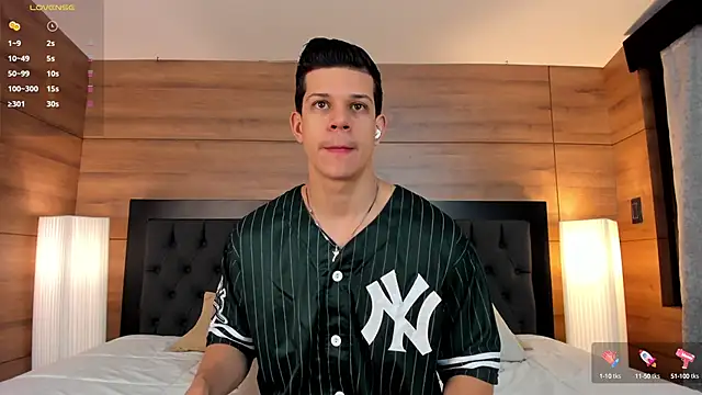 Snapshot of MarcoSullivan chatting on 01/26/25, 12:01 MarcoSullivan online show from 01/26/25, 12:01