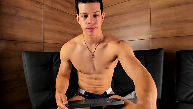 Snapshot of MarcoSullivan chatting on 02/06/25, 11:43 MarcoSullivan online show from 02/06/25, 11:43