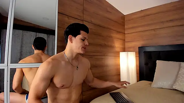 Snapshot of MarcoSullivan chatting on 02/08/25, 12:06 MarcoSullivan online show from 02/08/25, 12:06