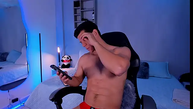 Snapshot of MarcoSullivan chatting on 10/24/25, 01:51 MarcoSullivan online show from 10/24/25, 01:51