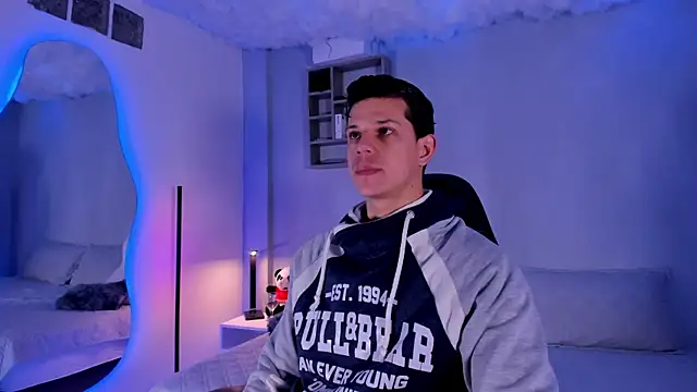 Snapshot of MarcoSullivan chatting on 01/12/26, 01:16 MarcoSullivan online show from 01/12/26, 01:16