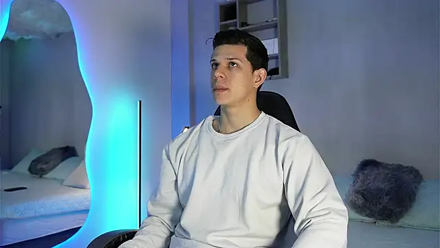 Snapshot of MarcoSullivan chatting on 03/02/26, 08:37 MarcoSullivan online show from 03/02/26, 08:37