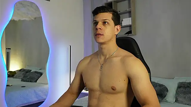 Snapshot of MarcoSullivan chatting on 03/06/26, 09:44 MarcoSullivan online show from 03/06/26, 09:44