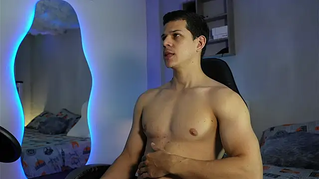 Snapshot of MarcoSullivan chatting on 04/14/26, 10:27 MarcoSullivan online show from 04/14/26, 10:27