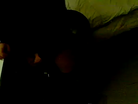 Snapshot of oopsxx chatting on 12/27/24, 12:50 oopsxx online show from 12/27/24, 12:50