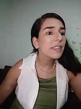 Snapshot of selem_hadid chatting on 03/07/26, 10:40 selem hadid online show from 03/07/26, 10:40