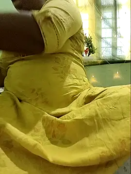 Snapshot of NEHA-DESHI chatting on 02/11/25, 09:20 NEHA-DESHI online show from 02/11/25, 09:20