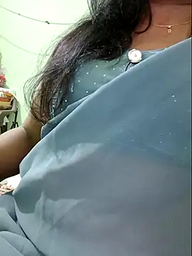 Snapshot of NEHA-DESHI chatting on 03/02/25, 09:10 NEHA-DESHI online show from 03/02/25, 09:10