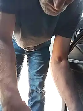 Snapshot of FloppyPickle4u chatting on 02/04/25, 11:59 FloppyPickle4u online show from 02/04/25, 11:59