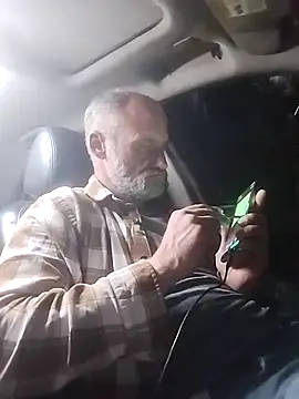 Snapshot of FloppyPickle4u chatting on 02/16/25, 03:47 FloppyPickle4u online show from 02/16/25, 03:47