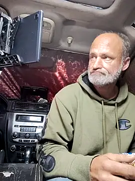 Snapshot of FloppyPickle4u chatting on 02/17/25, 04:48 FloppyPickle4u online show from 02/17/25, 04:48