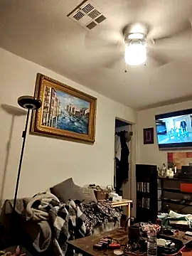 Snapshot of FloppyPickle4u chatting on 02/24/25, 11:54 FloppyPickle4u online show from 02/24/25, 11:54