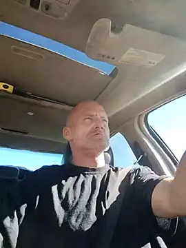 Snapshot of FloppyPickle4u chatting on 02/27/25, 09:36 FloppyPickle4u online show from 02/27/25, 09:36