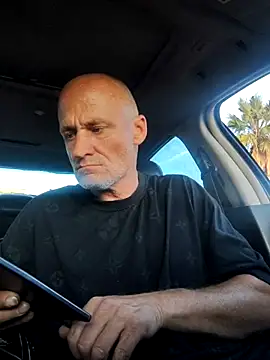 Snapshot of FloppyPickle4u chatting on 02/28/25, 12:54 FloppyPickle4u online show from 02/28/25, 12:54