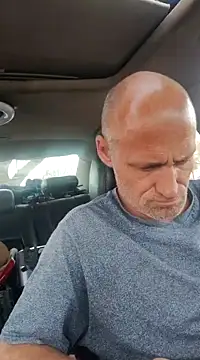 Snapshot of FloppyPickle4u chatting on 02/28/25, 10:39 FloppyPickle4u online show from 02/28/25, 10:39