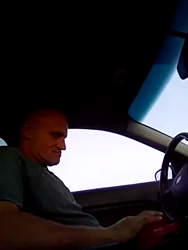 Snapshot of FloppyPickle4u chatting on 03/01/25, 01:43 FloppyPickle4u online show from 03/01/25, 01:43