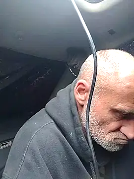 Snapshot of FloppyPickle4u chatting on 03/05/25, 08:53 FloppyPickle4u online show from 03/05/25, 08:53