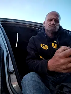 Snapshot of FloppyPickle4u chatting on 03/07/25, 01:53 FloppyPickle4u online show from 03/07/25, 01:53