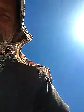 Snapshot of FloppyPickle4u chatting on 03/09/25, 09:25 FloppyPickle4u online show from 03/09/25, 09:25