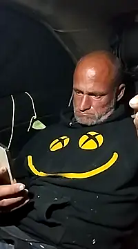 Snapshot of FloppyPickle4u chatting on 03/10/25, 04:07 FloppyPickle4u online show from 03/10/25, 04:07