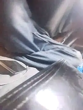 Snapshot of FloppyPickle4u chatting on 03/10/25, 05:39 FloppyPickle4u online show from 03/10/25, 05:39