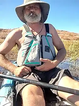 Snapshot of FloppyPickle4u chatting on 10/23/25, 07:45 FloppyPickle4u online show from 10/23/25, 07:45