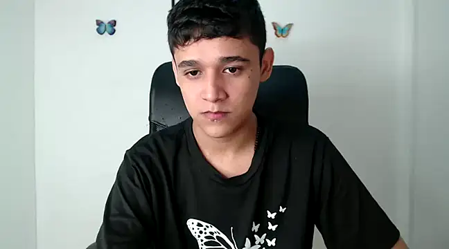 Snapshot of kaiine190 chatting on 01/07/25, 10:43 kaiine190 online show from 01/07/25, 10:43