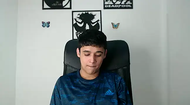 Snapshot of kaiine190 chatting on 01/19/25, 11:01 kaiine190 online show from 01/19/25, 11:01