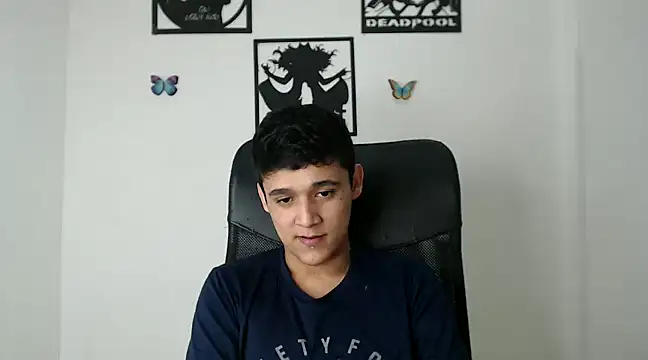 Snapshot of kaiine190 chatting on 01/21/25, 11:35 kaiine190 online show from 01/21/25, 11:35