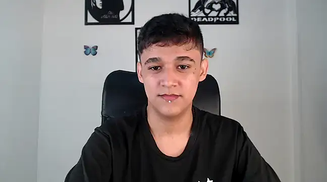 Snapshot of kaiine190 chatting on 01/29/25, 03:37 kaiine190 online show from 01/29/25, 03:37