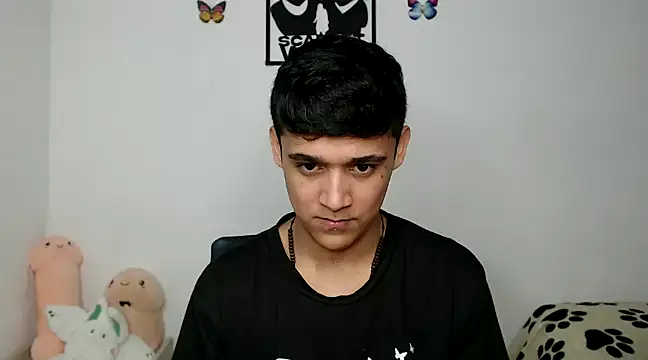 Snapshot of kaiine190 chatting on 02/19/25, 06:33 kaiine190 online show from 02/19/25, 06:33