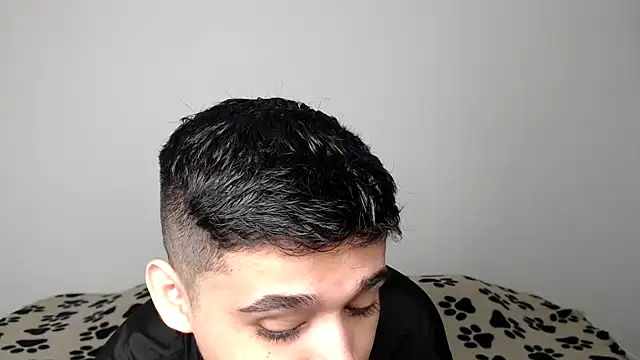 Snapshot of kaiine190 chatting on 11/08/25, 08:29 kaiine190 online show from 11/08/25, 08:29