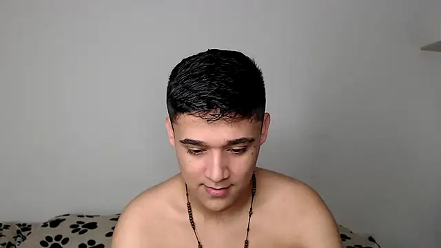 Snapshot of kaiine190 chatting on 11/09/25, 08:18 kaiine190 online show from 11/09/25, 08:18