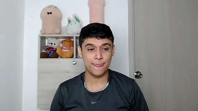 kaiine190 online show from 01/12/26, 04:50