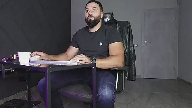 mattmasterss online show from 10/04/25, 05:33