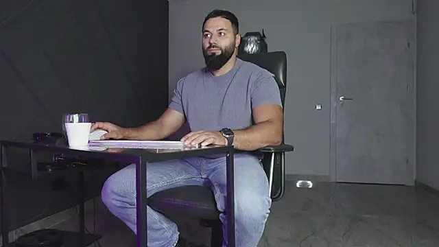 mattmasterss online show from 10/22/25, 06:51