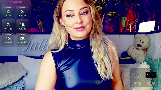  JuliaSpace  online show from 09/15/25, 04:29