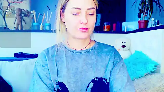  JuliaSpace  online show from 02/08/26, 09:56