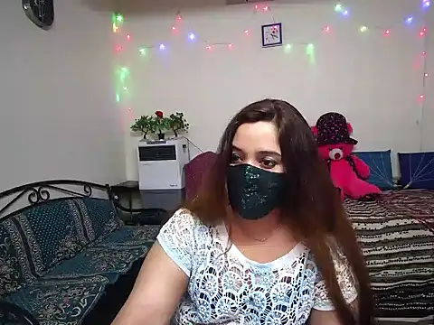 Arushisingh8888 online show from 12/06/24, 11:44